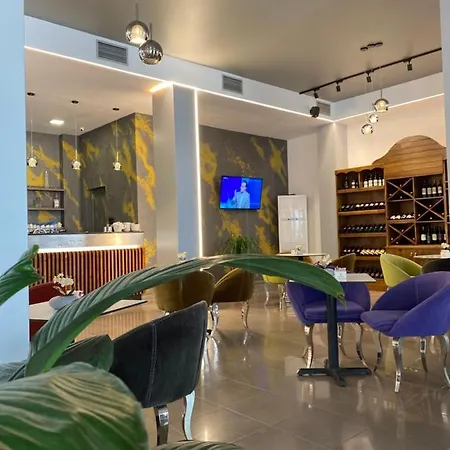 Atrium Deluxe Semesteranläggning (resort)