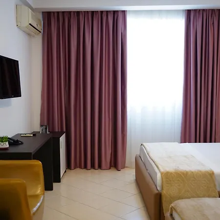 Atrium Deluxe منتجع