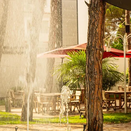 منتجع Atrium Deluxe 4*