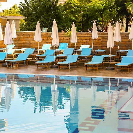 Semesteranläggning (resort) Atrium Deluxe 4*